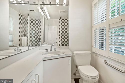 2852 Albemarle St, Washington DC 20008-2134 exterior