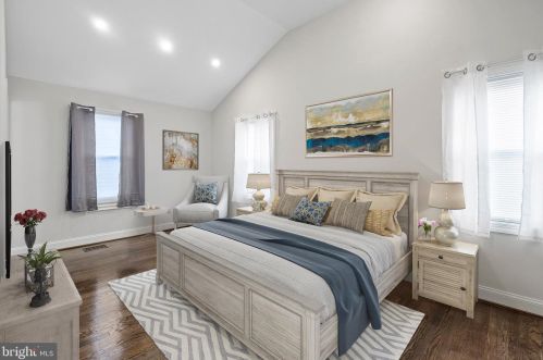 5052 Queens Stroll Pl, Washington DC 20019-6135 exterior