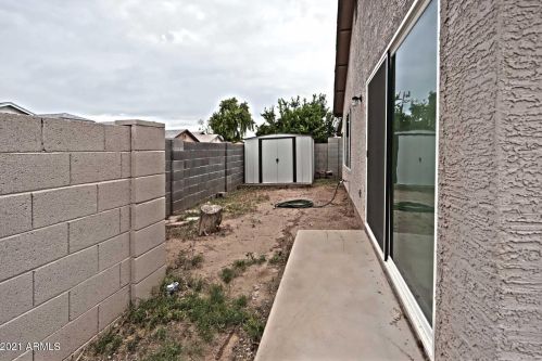 5628 42nd St, Phoenix AZ 85032-2267 exterior