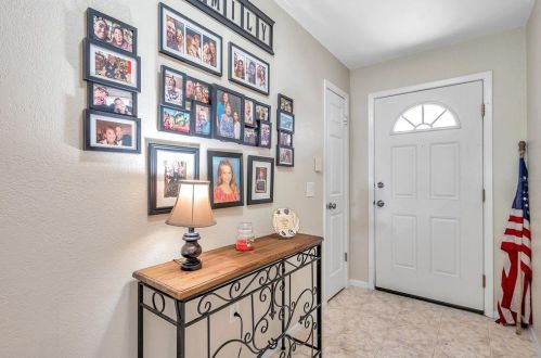 7734 Radcliffe Cir, Port Richey, FL 34668-5926