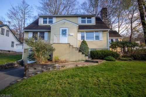 69 Shore Trl, Sparta NJ  07871-1714 exterior