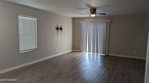 6292 Earp Wash Ln, Tucson AZ  85706-4966 exterior