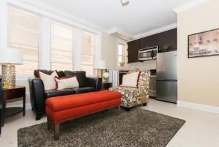 839 Diversey Pkwy, Chicago IL  60614-1440 exterior