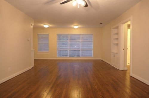 6558 Ascot Ln, Dallas TX  75214-1623 exterior