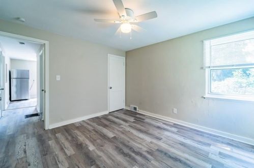 223 Auburn St, Pittsburgh PA  15206-3209 exterior