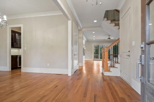 3896 Flowerland Dr, Atlanta GA exterior