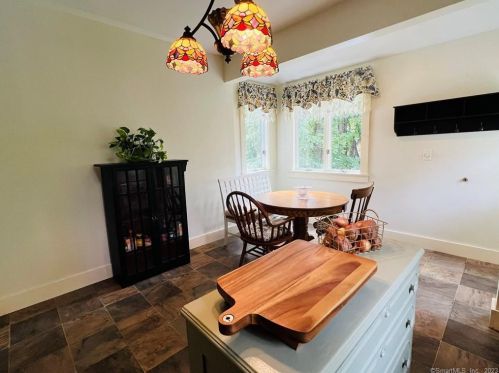 83 Broad St, Killingly CT 06239-3602 exterior