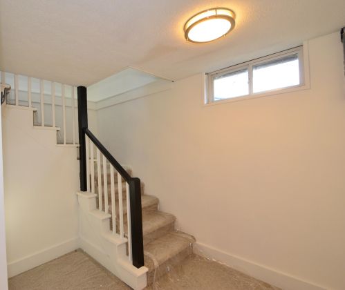 960 60 St, Grand Rapids MI 49508-7054 exterior