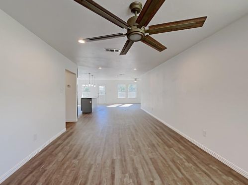 2544 Falls Dr, Dallas TX  75211-9137 exterior