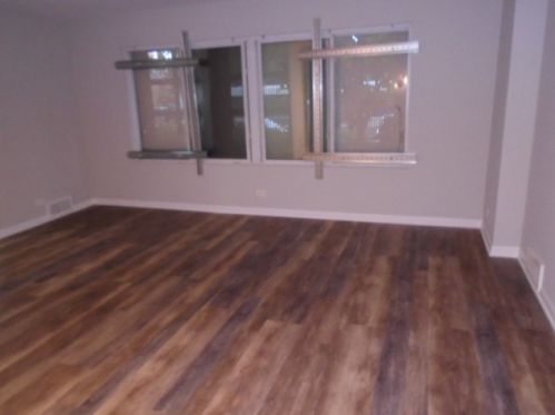 10750 King Dr, Chicago, IL 60628-3727