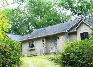 834 Summit Rd, Otto, NC 28763-9448