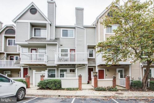 5704 Chapman Mill Dr, Rockville MD  20852-5540 exterior