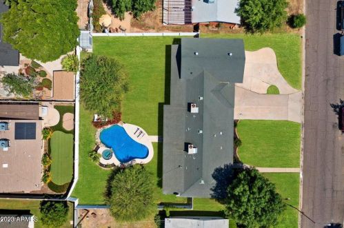 6834 13th St, Phoenix AZ  85014-1124 exterior