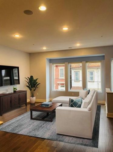 307 38 St, Pittsburgh PA 15201-1206 exterior