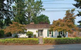 10743 17th Ave, Seattle, WA 98125-6505