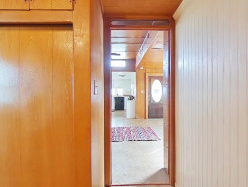 28 Shady Oaks Dr, Folsom CA 95630-1742 exterior