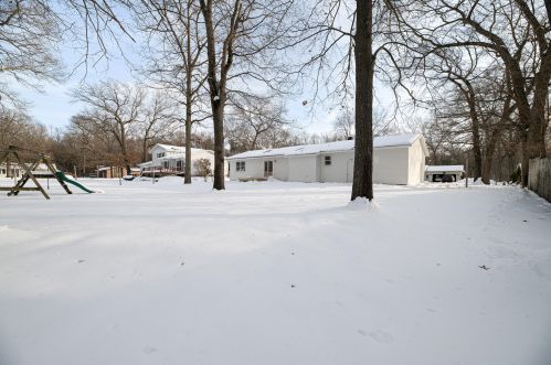 1748 Prince Ln, Meskegon MI  49445-1742 exterior