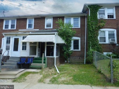 915 14th St, Chester, PA 19013-5803