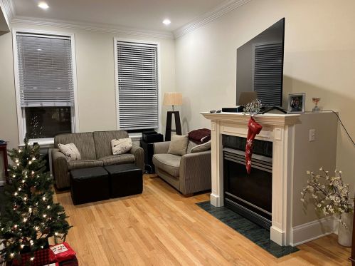 1810 Wilmot Ave, Chicago IL  60647-4417 exterior