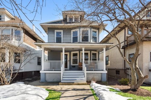 3831 Keystone Ave, Chicago, IL 60641-3124