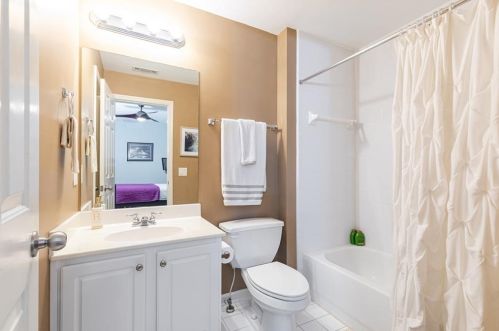 2200 Briarwood Blf, Atlanta GA 30319-4092 exterior