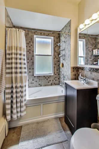 3436 Neenah Ave, Chicago IL 60638-1209 exterior