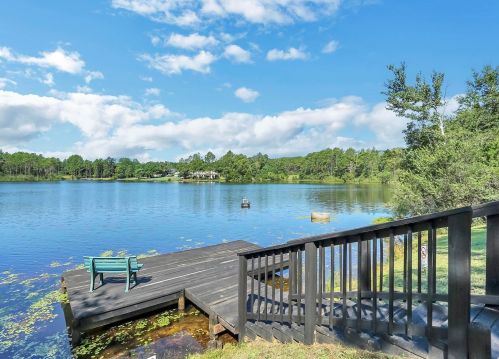 43 Magnolia Lake Dr, Defuniak Springs FL 32433-5252 exterior