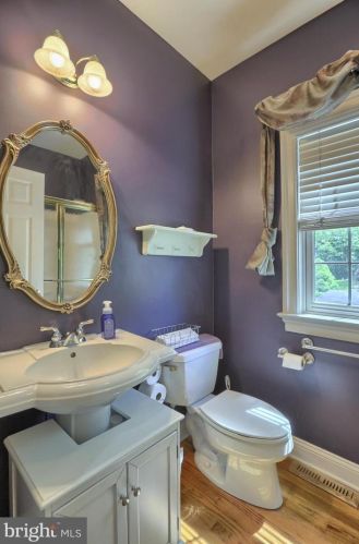 1014 Peggy Dr, Hummelstown PA 17036-9025 exterior