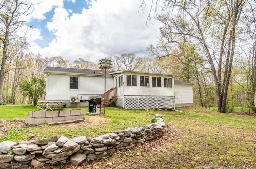 23 Orleans Ave, Killingly CT 06239-2227 exterior