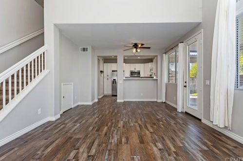 31986 Calle Ballentine, Temecula CA 92592-6701 exterior