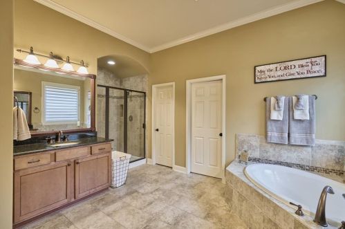 147 Pronghorn Pl, Montgomery TX 77316-6402 exterior