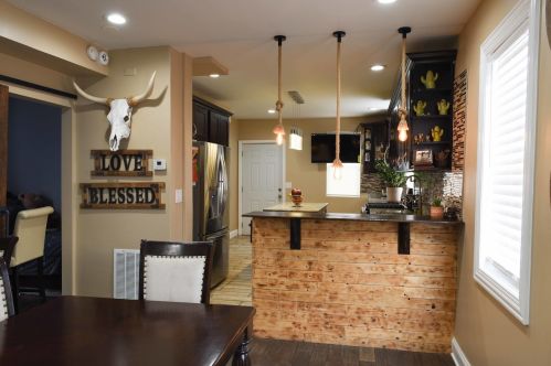 304 107th St, Chicago IL 60655-1709 exterior