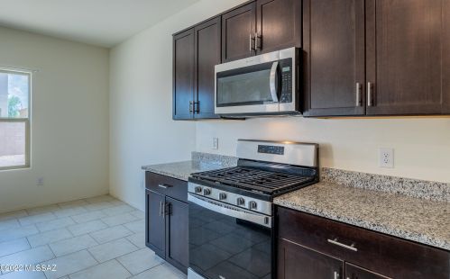 2647 Calle Joya De Ventura, Tucson AZ  85706-5072 exterior