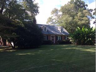 5902 Old Orchard Rd, Richmond, VA 23227-1929