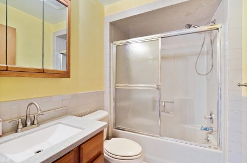 6334 Marina Dr, Algonac MI 48001-4212 exterior