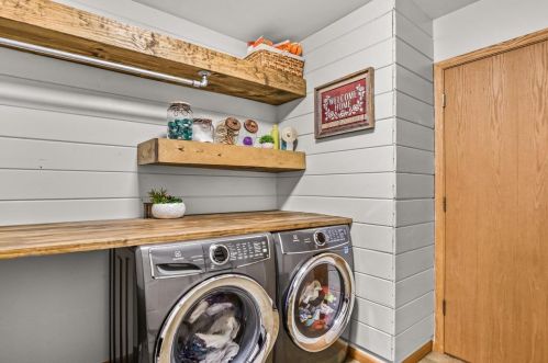 513 Apollo Way, Madison WI  53718-2901 exterior