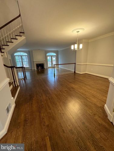 1512 Hampton Hill Cir, Mc Lean VA  22101-6017 exterior