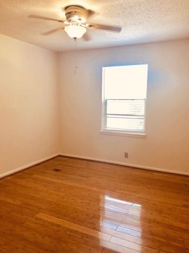 5032 Hall St, Dallas TX 75226-1337 exterior