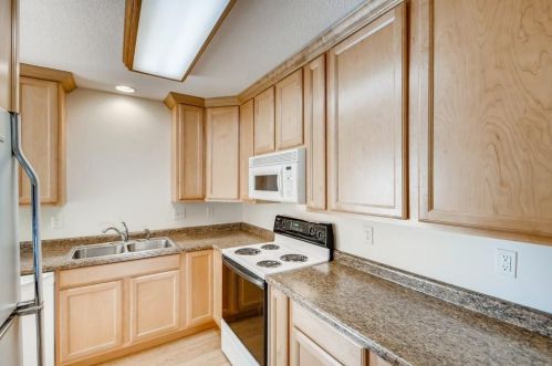 1616 Eugene St, Saint Paul MN 55110-3341 exterior