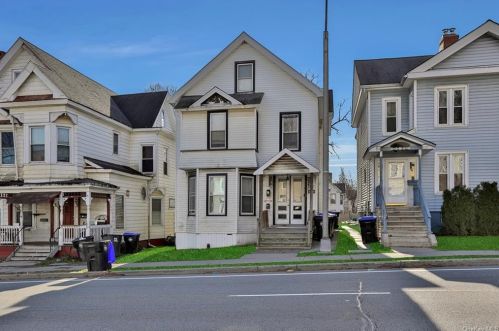 328 Church St, Poughkeepsie NY  12601-4204 exterior