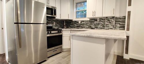 518 Wales Ave, Bronx NY  10455-4510 exterior