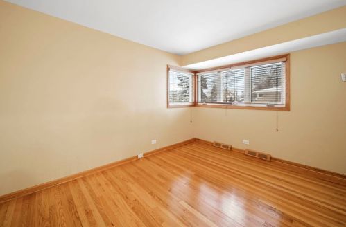 7619 Argyle St, Chicago IL 60640-3307 exterior