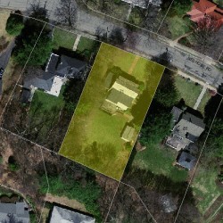 71 Neshobe Rd, Newton MA  02468-1314 aerial view
