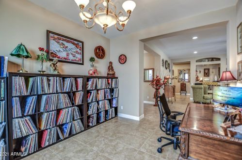 2562 Lantana Dr, Chandler AZ 85286-2446 exterior