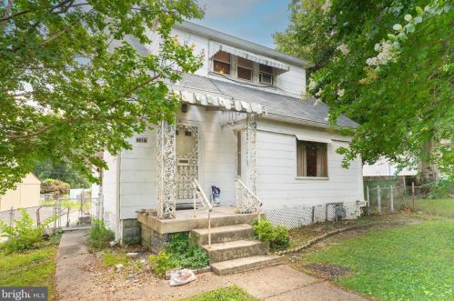 2419 30th St, Washington, DC 20018-1532