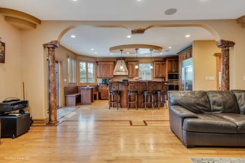 5053 Oconto Ave, Chicago IL  60706-3520 exterior