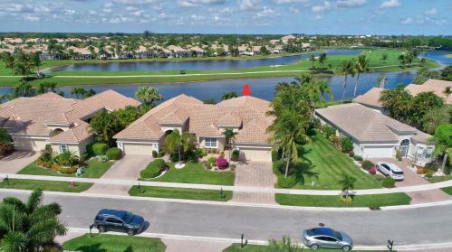 6947 Southport Dr, Boynton Beach FL 33472-6901 exterior