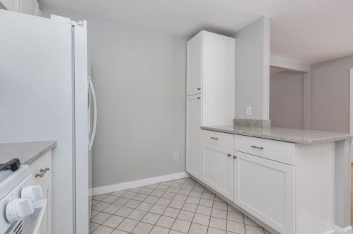 7481 School St, Concord NH  03307-0914 exterior