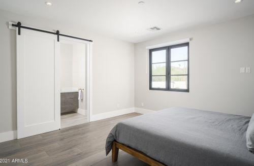 5833 46th Pl, Phoenix AZ  85018-1235 exterior