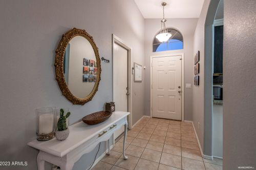 6427 Chisum Trl, Phoenix AZ  85083-1018 exterior